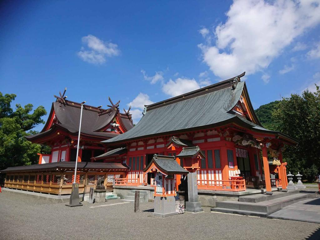 Yatsushiro Shrine (Myōken Shrine)