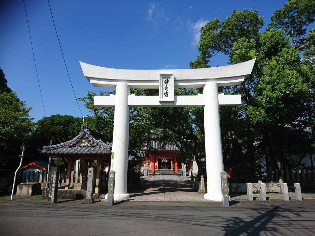 Yatsushiro Shrine (Myōken Shrine)